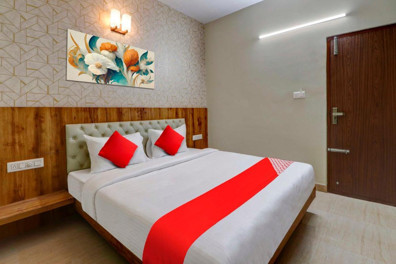 Super Collection O Global Stay Near Kengeri Bus Terminal Metro Station バンガロール エクステリア 写真