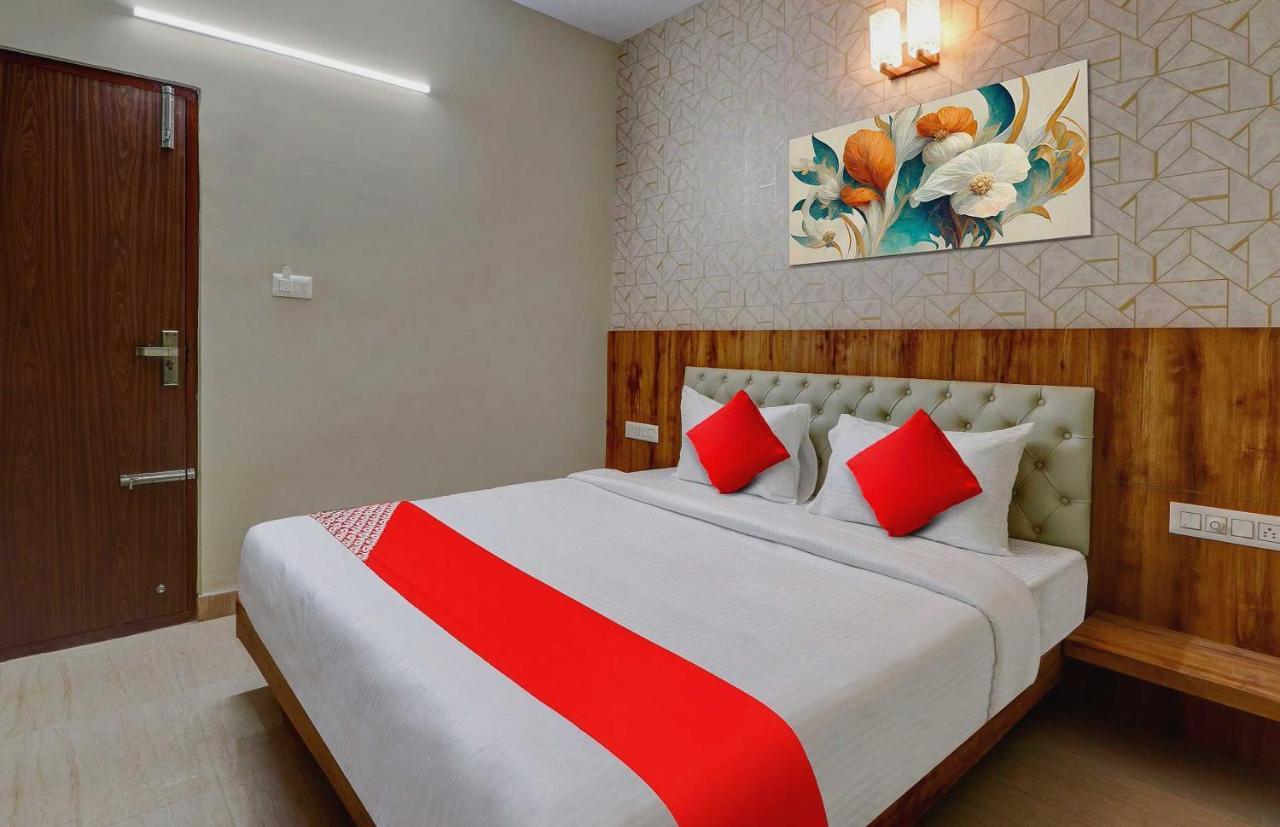 Super Collection O Global Stay Near Kengeri Bus Terminal Metro Station バンガロール エクステリア 写真