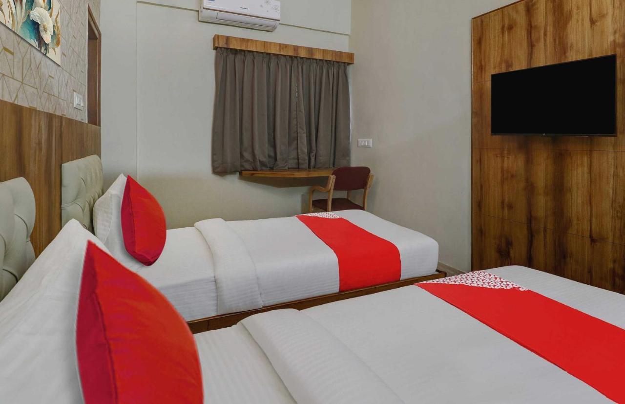 Super Collection O Global Stay Near Kengeri Bus Terminal Metro Station バンガロール エクステリア 写真